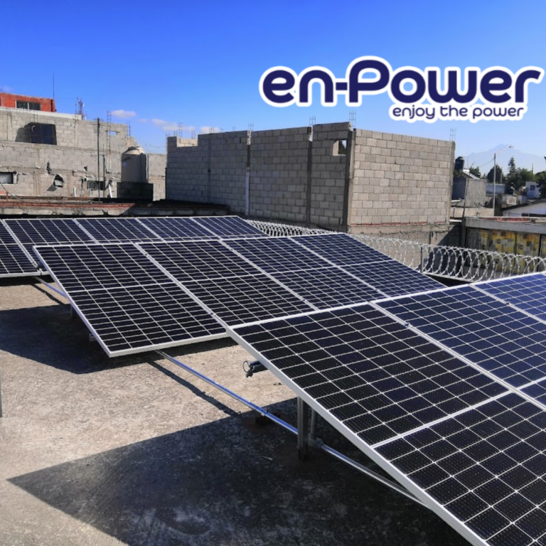 Instalación de paneles solares para negocio